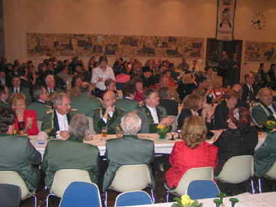 Vollbesetzter Brgersaal beim Krnungsball 2007.